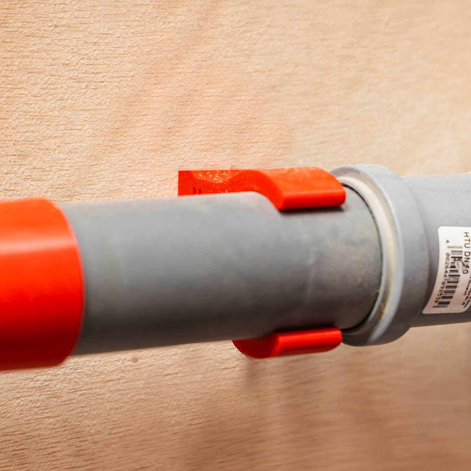 HT50 Rohrhalterung 2.0